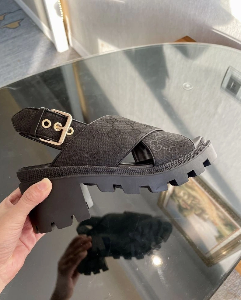 Gxccx Sandals Cozy 157899