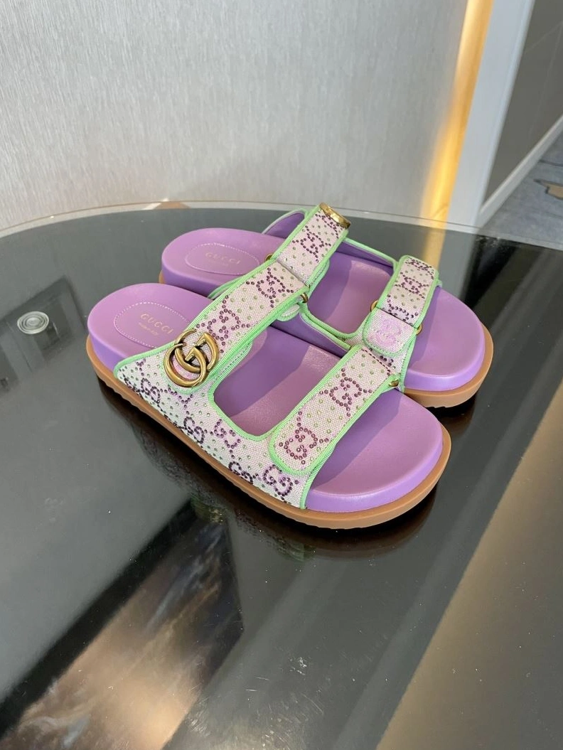 WellDesigned Gxccx Sandals 157900