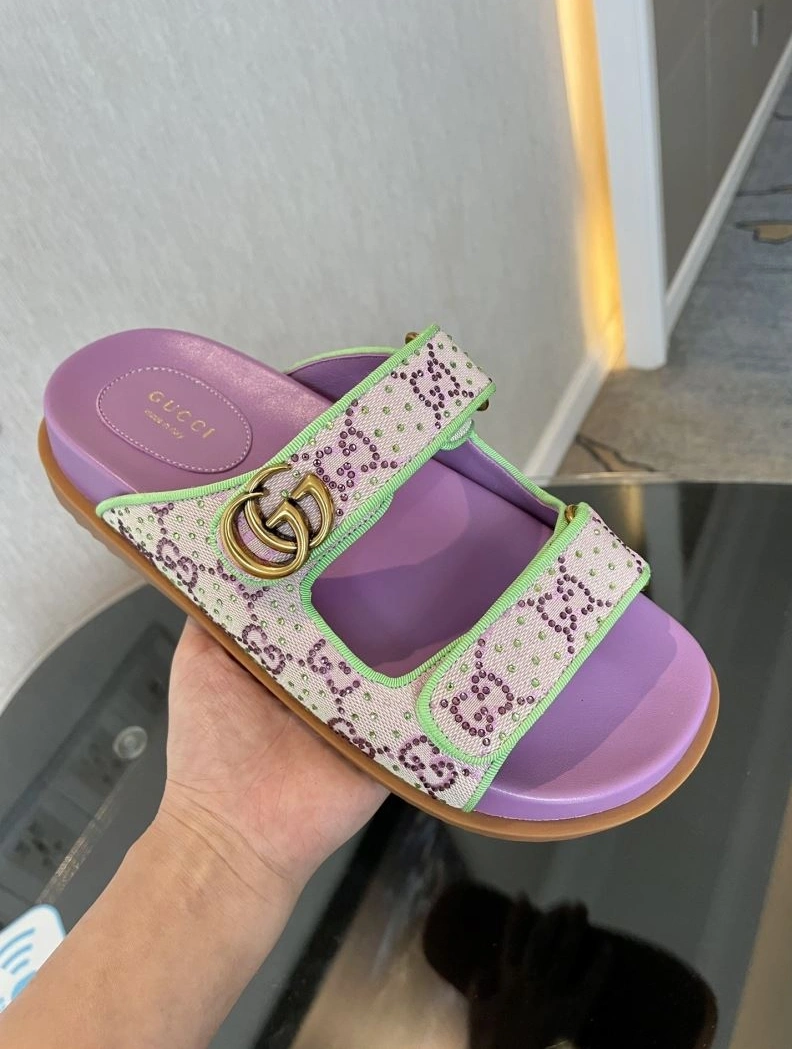 WellDesigned Gxccx Sandals 157900