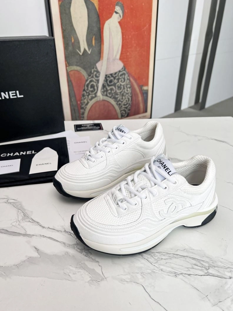 Sophisticated Chxnxl Sneakers 122315