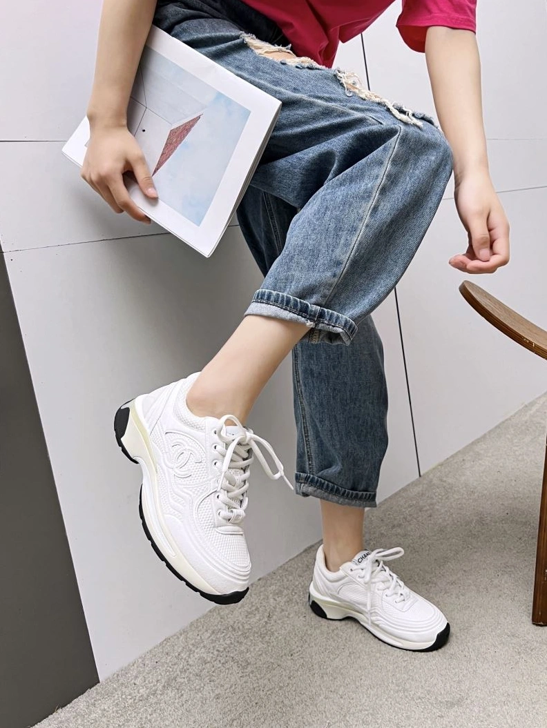Sophisticated Chxnxl Sneakers 122315