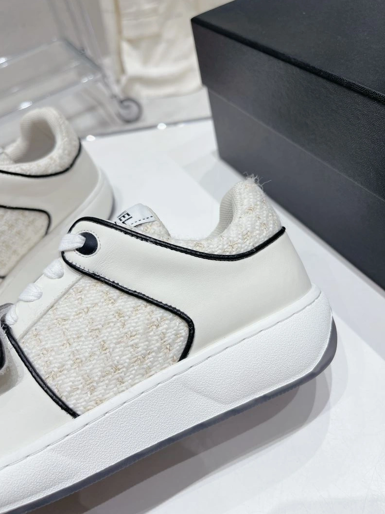 Efficient Chxnxl Sneakers 122308