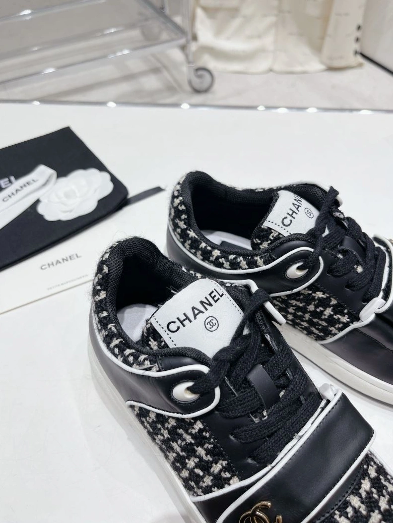 SportInspired Chxnxl Sneakers 122320
