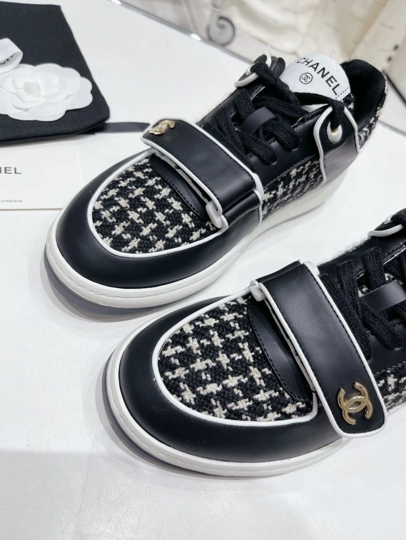 SportInspired Chxnxl Sneakers 122320