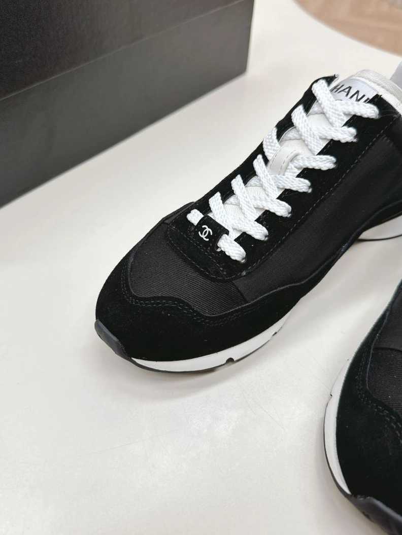 AllSeason Chxnxl Sneakers 122303