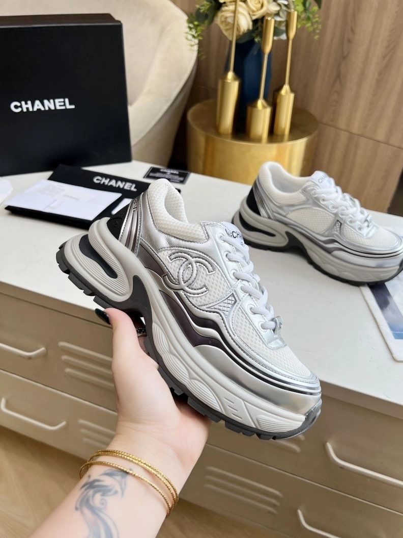 Lightweight Chxnxl Sneakers 122297