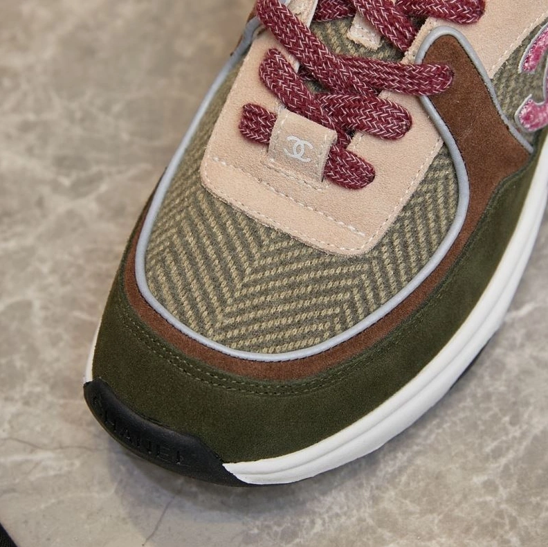 Resilient Chxnxl Sneakers 122326