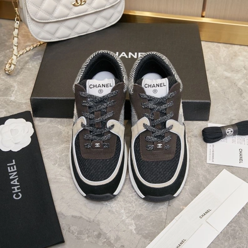 Flexible Chxnxl Sneakers 122309
