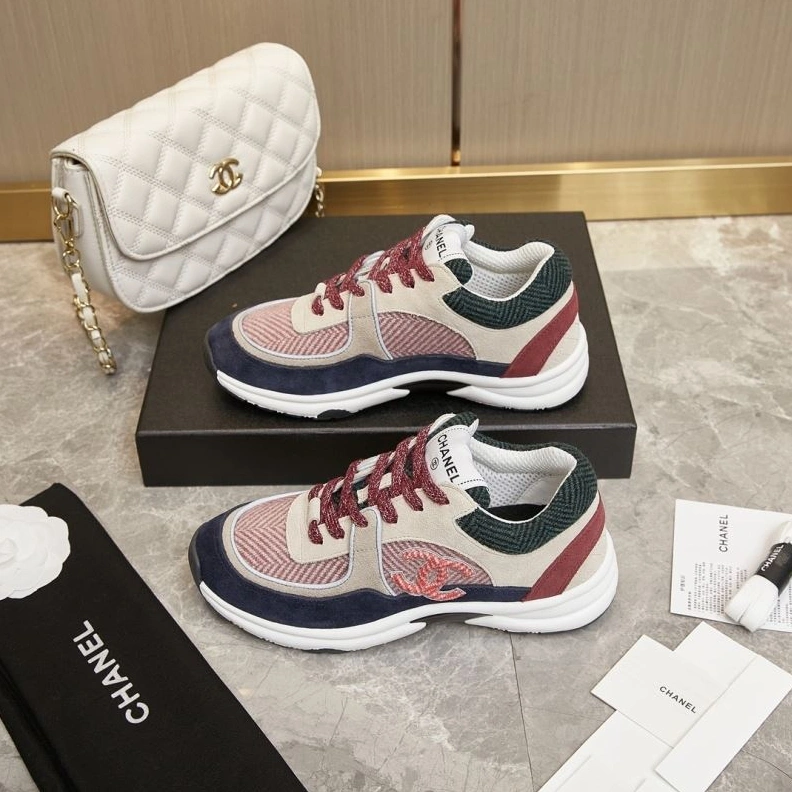 Trendsetting Chxnxl Sneakers 122330
