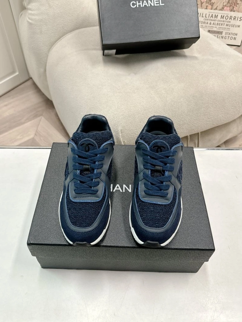 Bright Chxnxl Sneakers 122273