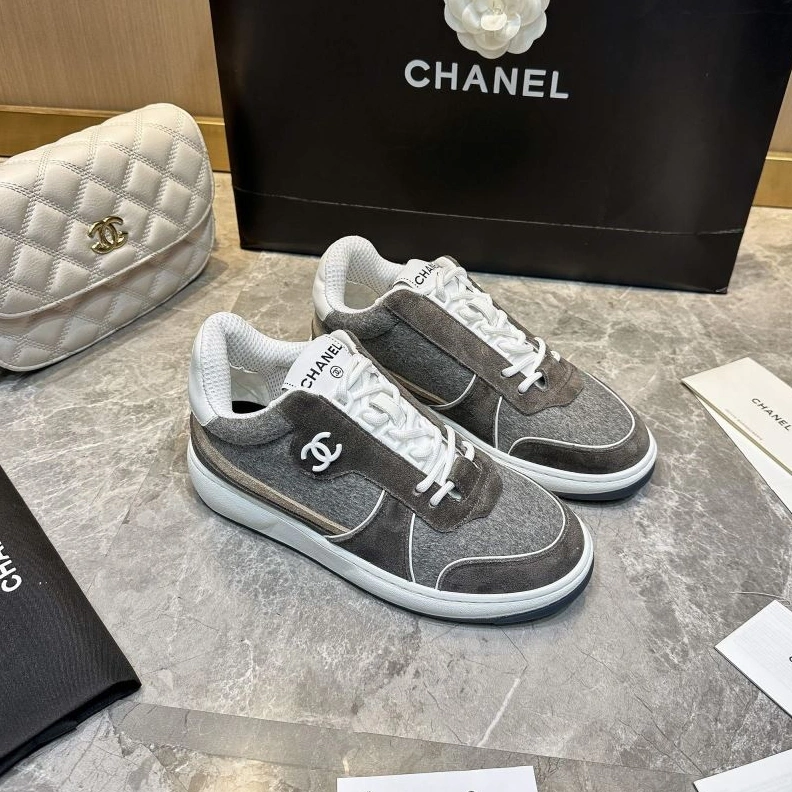 Reliable Chxnxl Sneakers 122271
