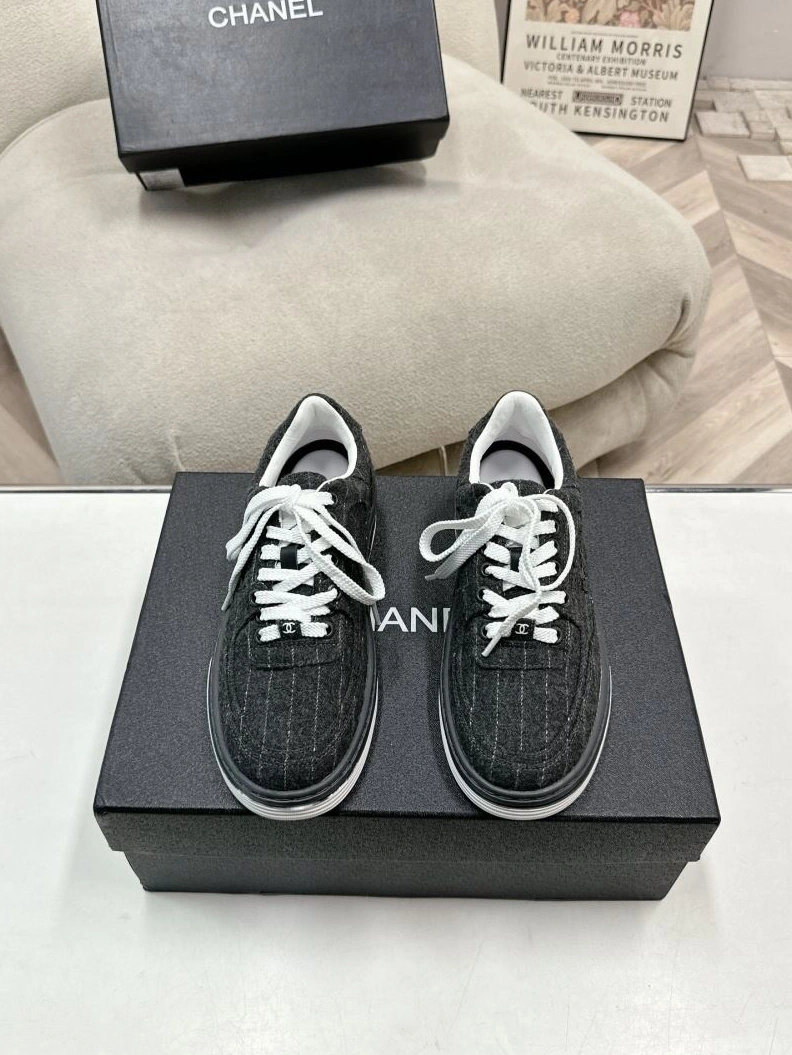 Fashionable Chxnxl Sneakers 122268