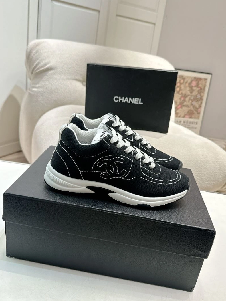 Durable Chxnxl Sneakers 122246
