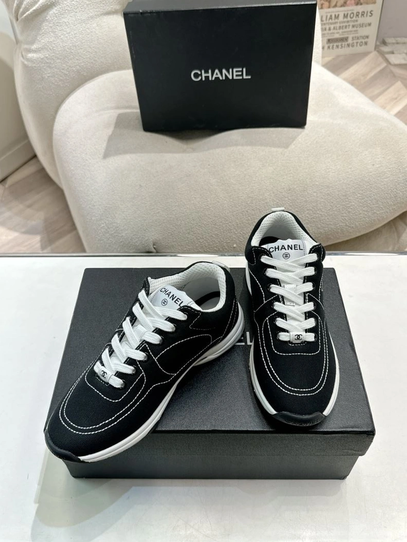 Durable Chxnxl Sneakers 122246