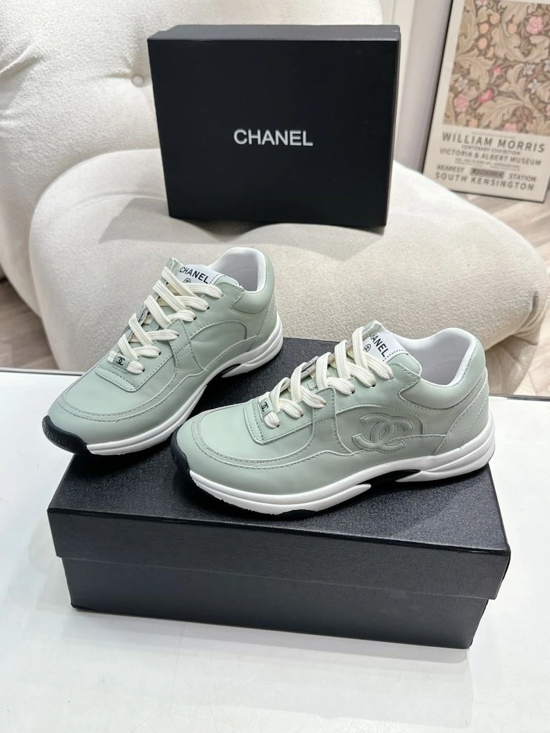 Stylish Chxnxl Sneakers 122236