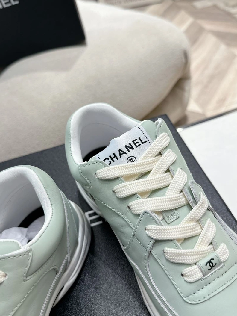 Stylish Chxnxl Sneakers 122236