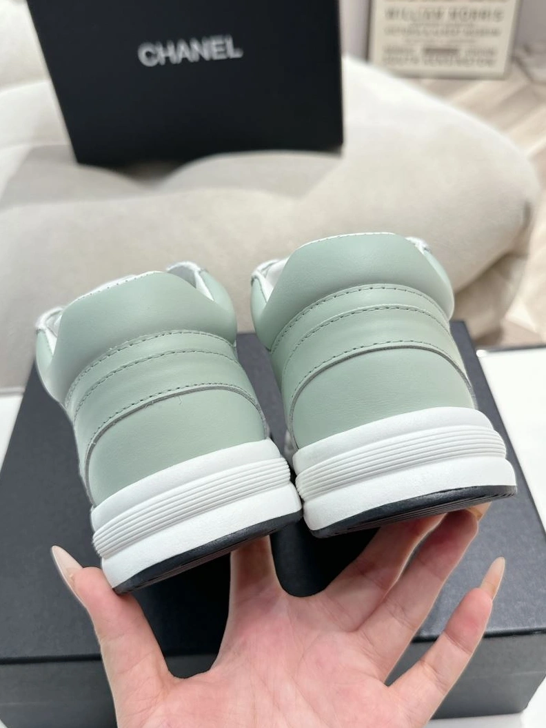Stylish Chxnxl Sneakers 122236