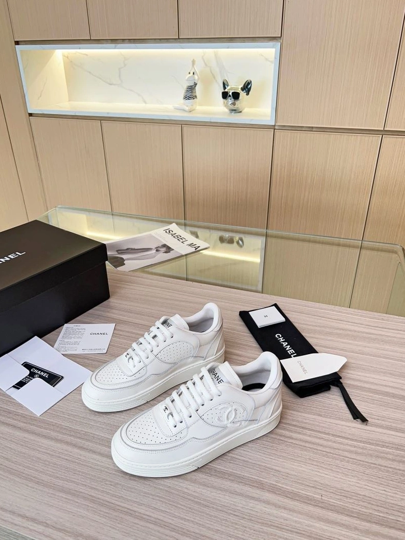 Efficient Chxnxl Sneakers 122228