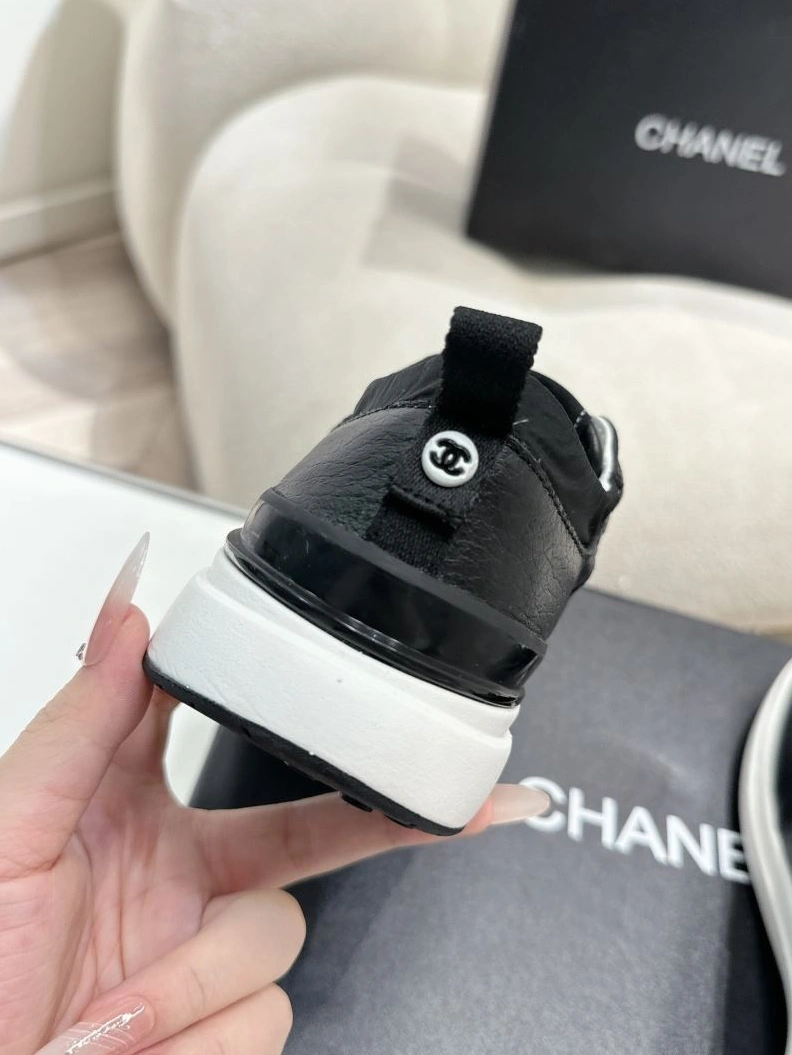 NewStyle Chxnxl Sneakers 122222