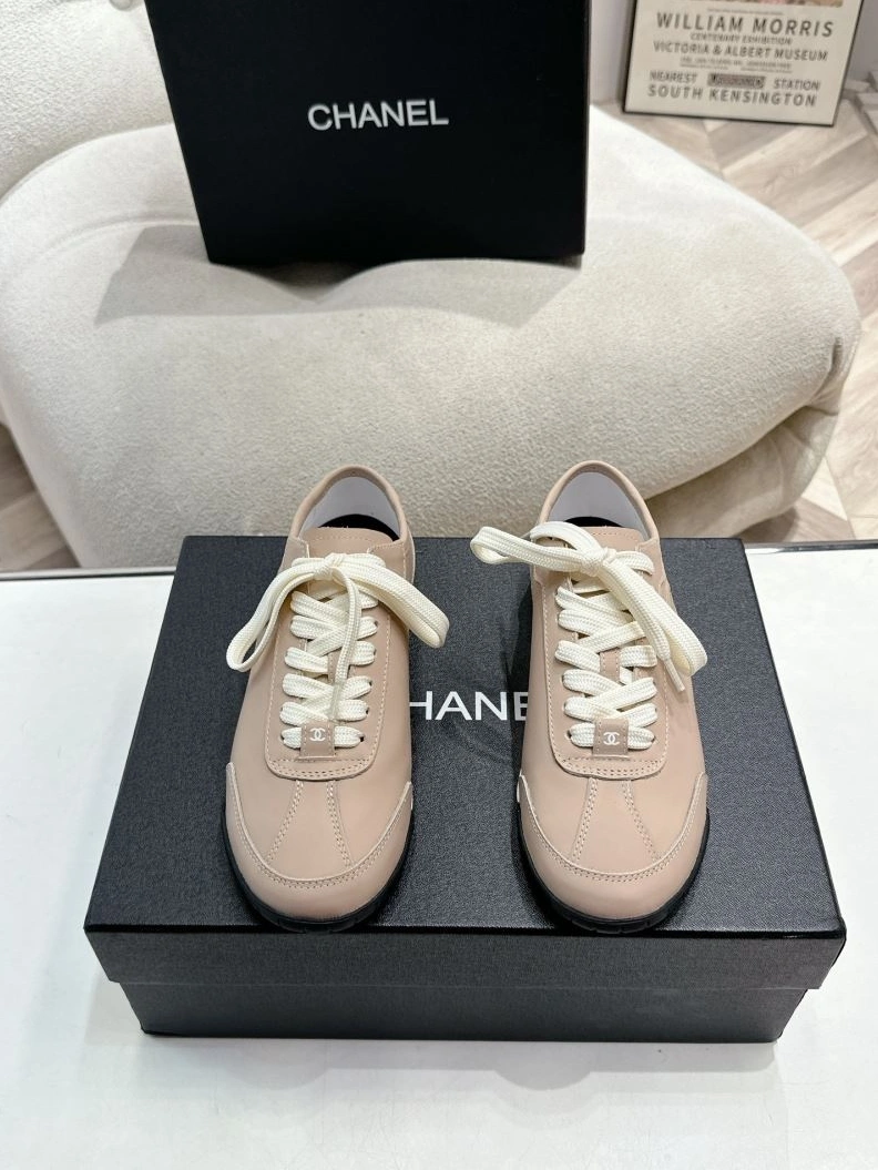 Efficient Chxnxl Sneakers 122210
