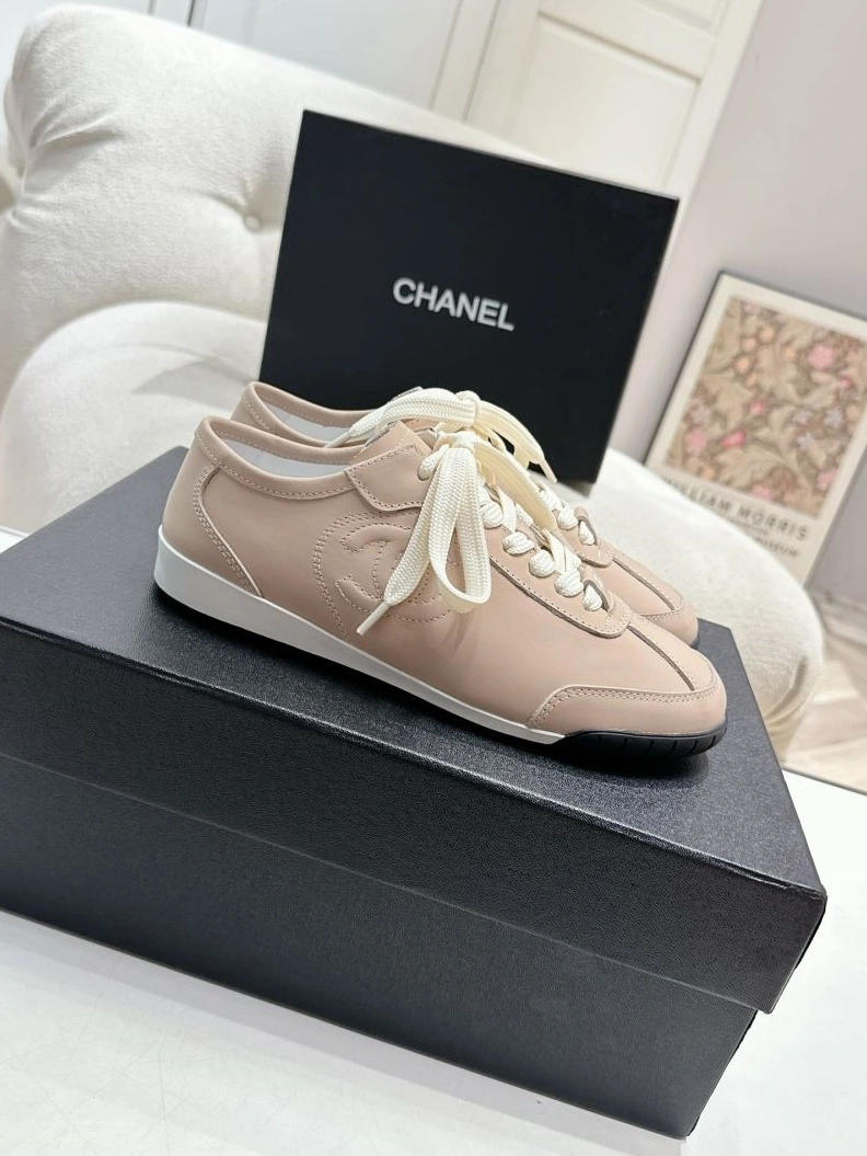 Efficient Chxnxl Sneakers 122210