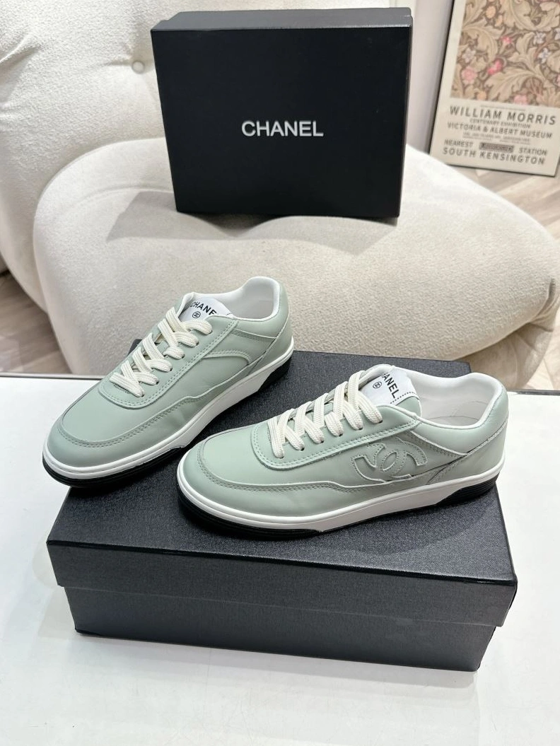 Durable Chxnxl Sneakers 122212