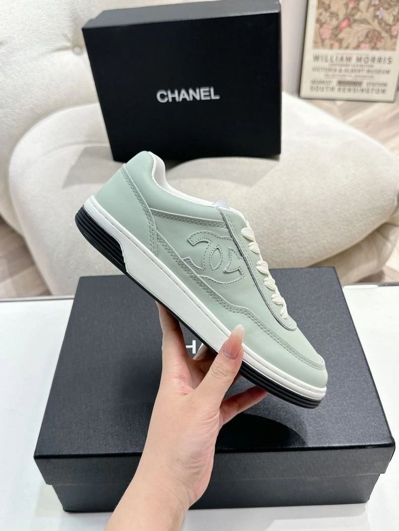 Durable Chxnxl Sneakers 122212