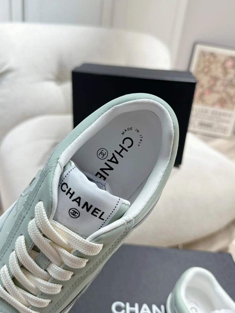 Durable Chxnxl Sneakers 122212