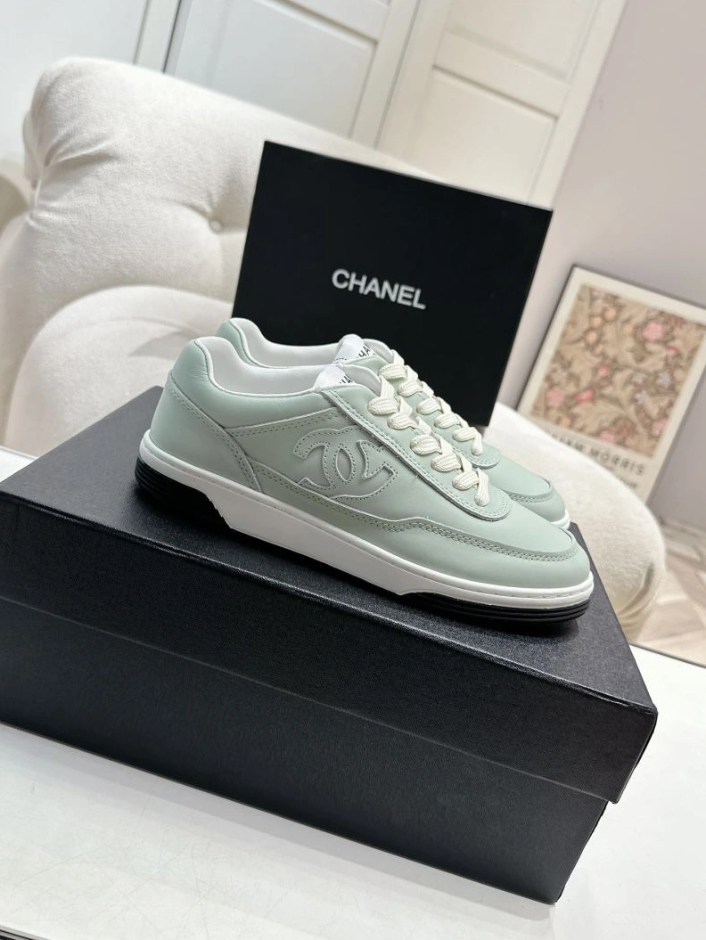 Durable Chxnxl Sneakers 122212