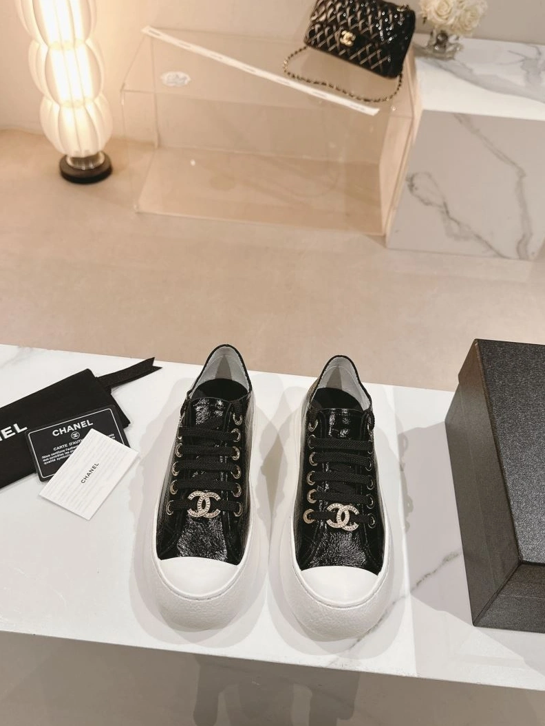 Timeless Chxnxl Sneakers 122196