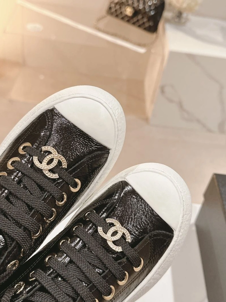 Timeless Chxnxl Sneakers 122196