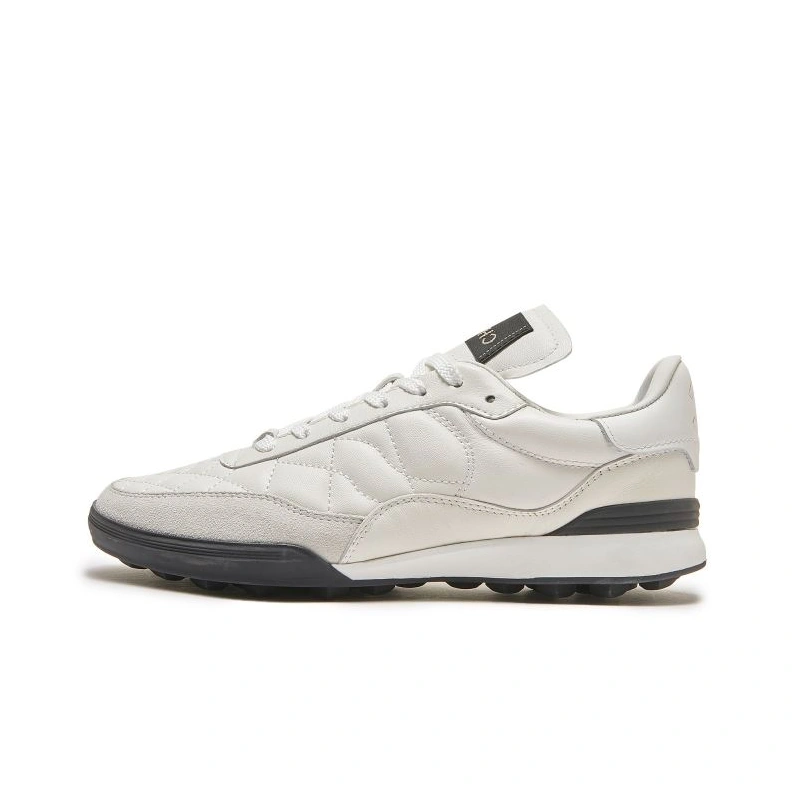 Cozy Chxnxl Sneakers 122185