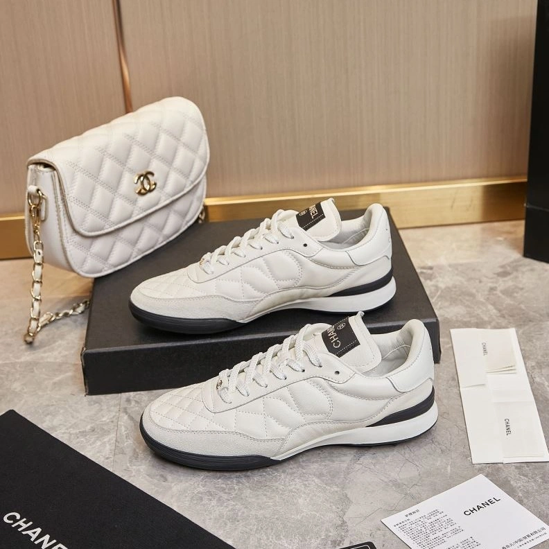Cozy Chxnxl Sneakers 122185