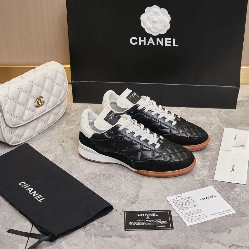 Fashionable Chxnxl Sneakers 122183