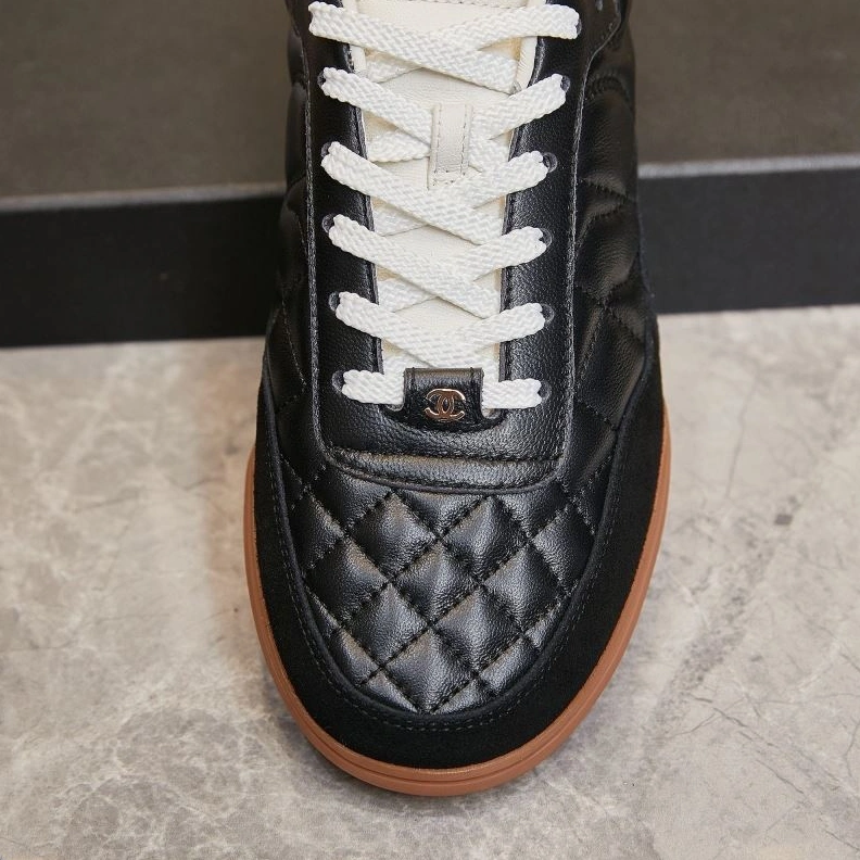 Fashionable Chxnxl Sneakers 122183