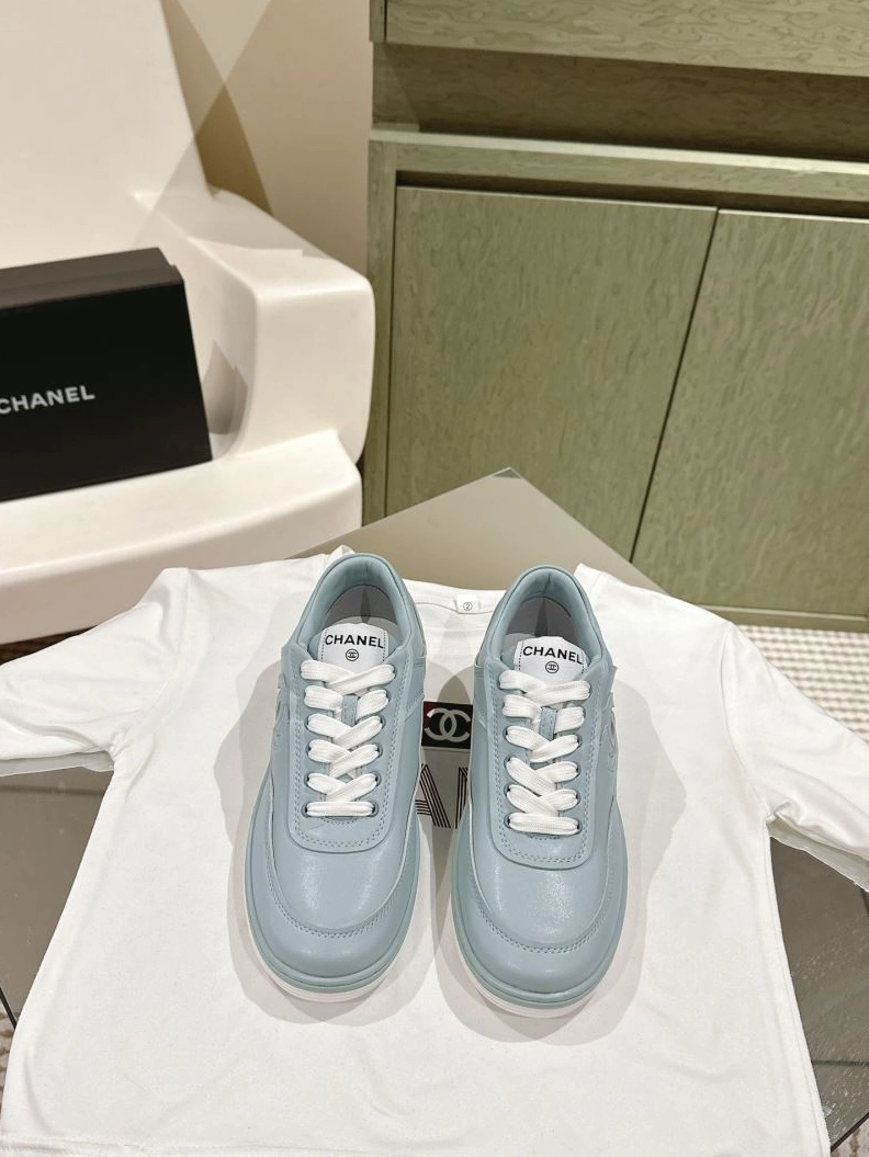 Elegant Chxnxl Sneakers 122172
