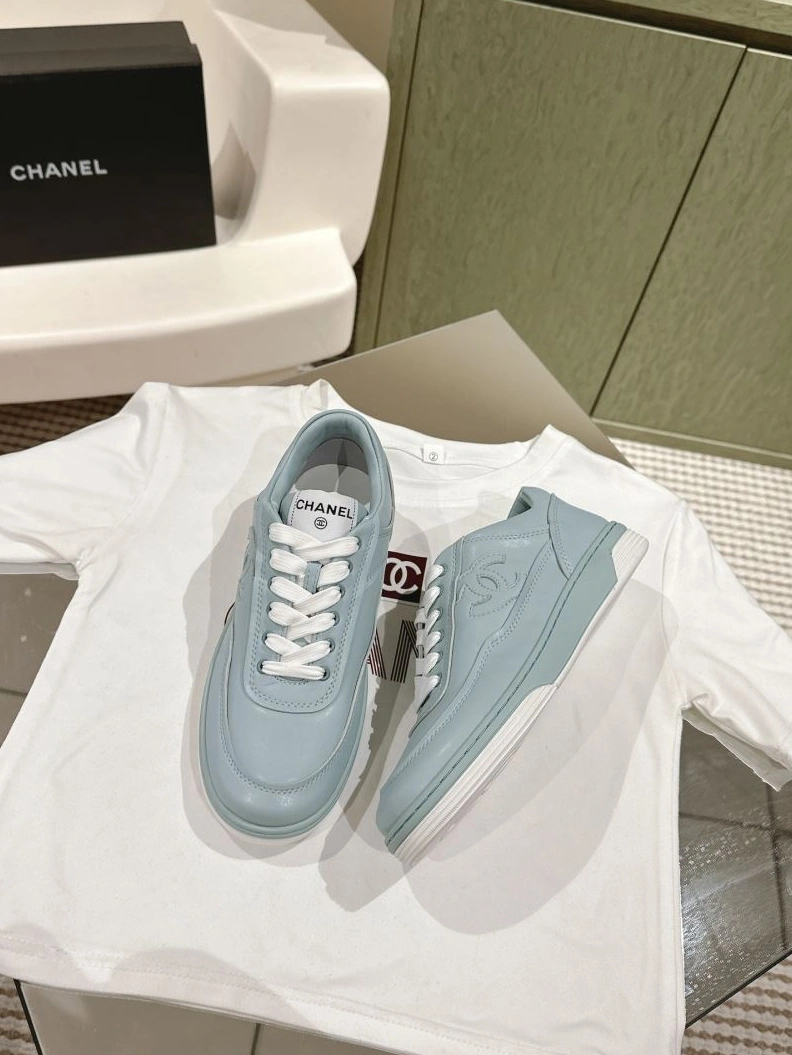 Elegant Chxnxl Sneakers 122172