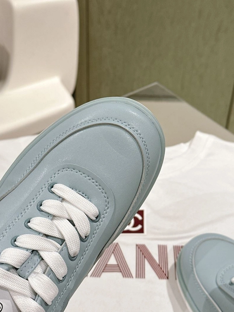 Elegant Chxnxl Sneakers 122172