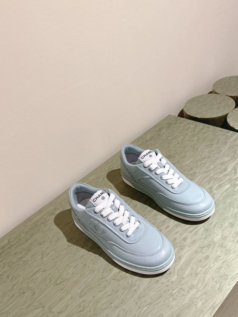 Elegant Chxnxl Sneakers 122172