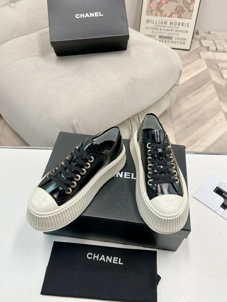 Comfortable Chxnxl Sneakers 122169