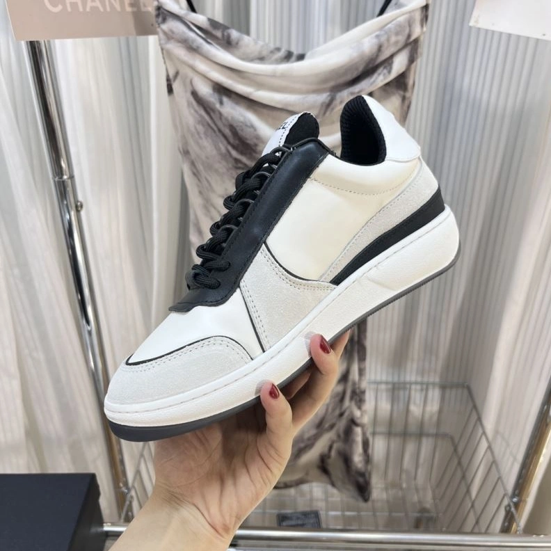 Unique Chxnxl Sneakers 122167