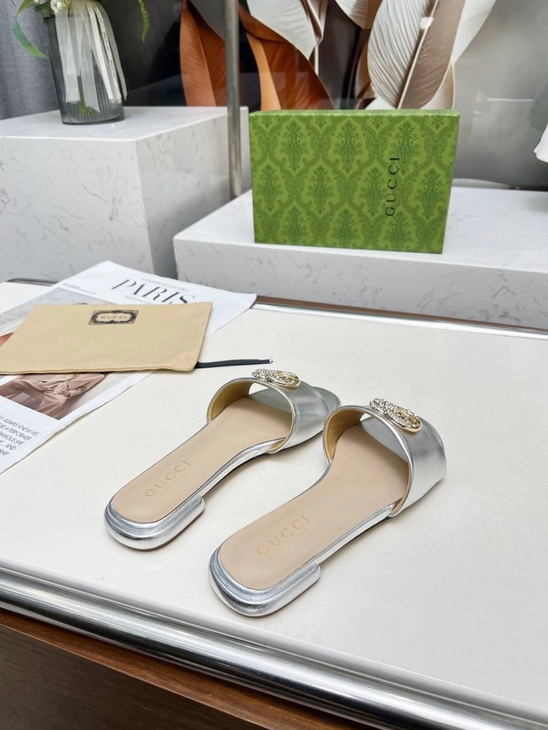 Affordable Gxccx Slippers 157858