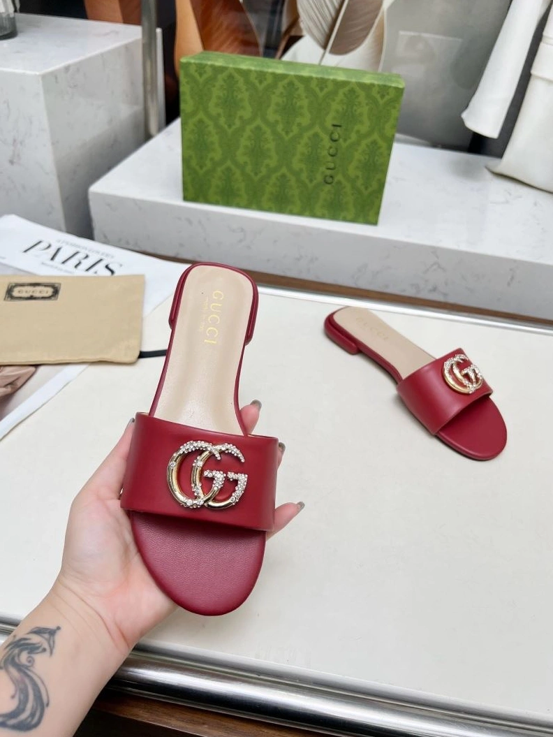 Gxccx Slippers Versatile 157863