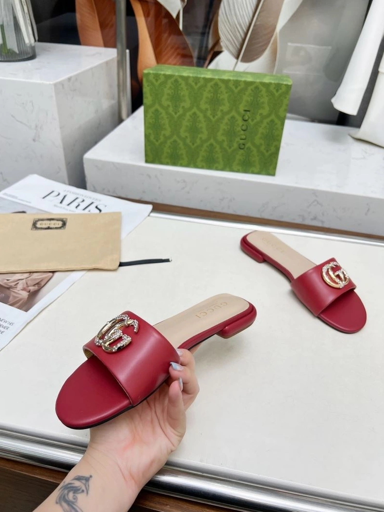 Gxccx Slippers Versatile 157863