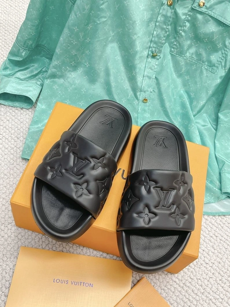 Fashionable LX Slippers 184684