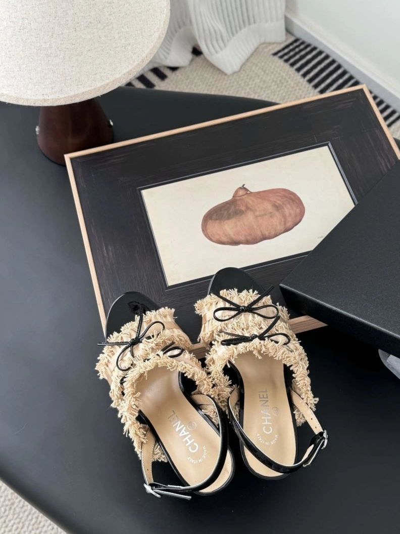 Comfortable Chxnxl Sandals 122911