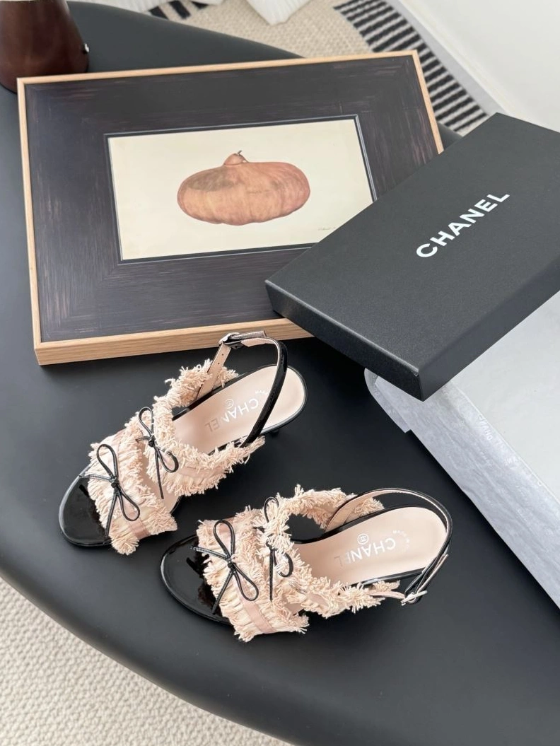 AllSeason Chxnxl Sandals 122910