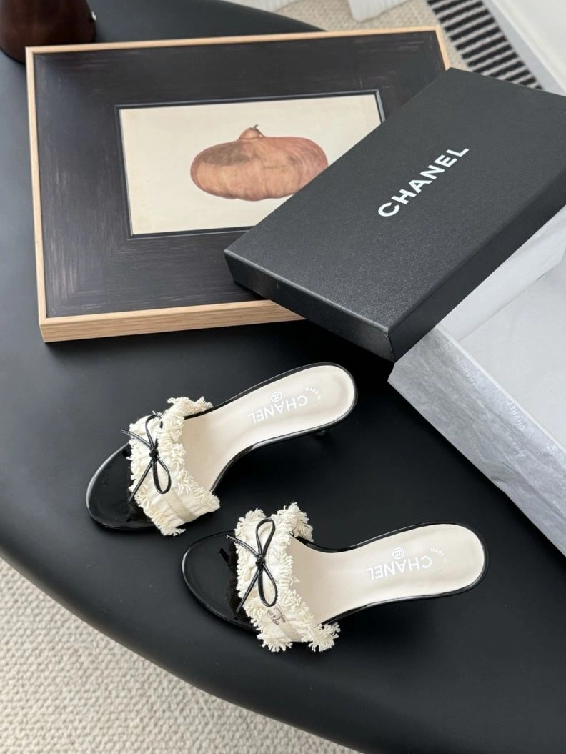 SportInspired Chxnxl Slippers 122492