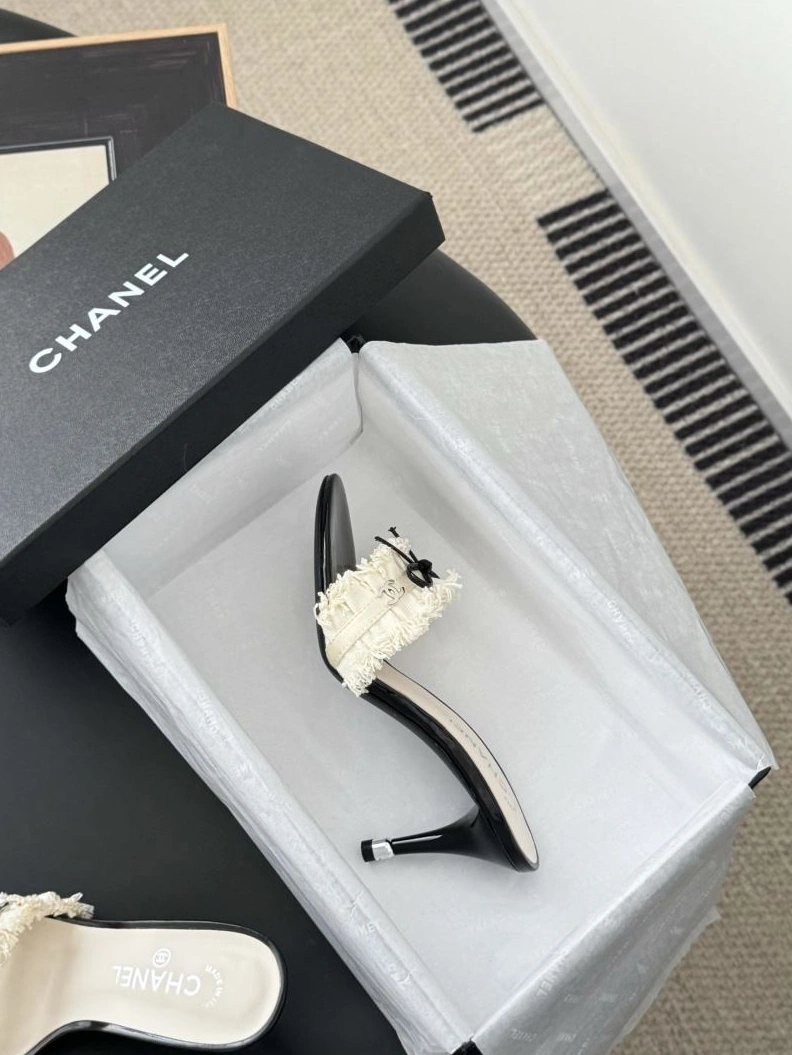 SportInspired Chxnxl Slippers 122492