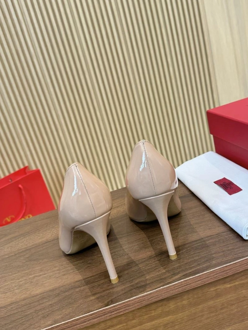 Fashionable Vxlxntino High Heels 230178